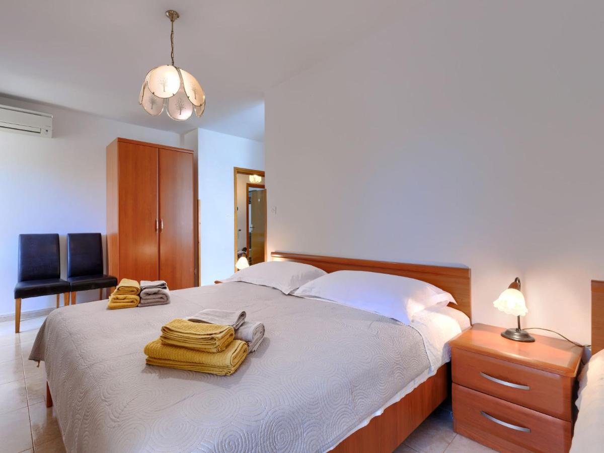 Apartment Alba By Interhome Rovinj Exterior photo